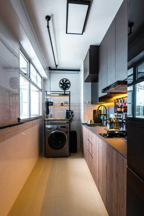 Modern Kitchen at Northshore Residences II