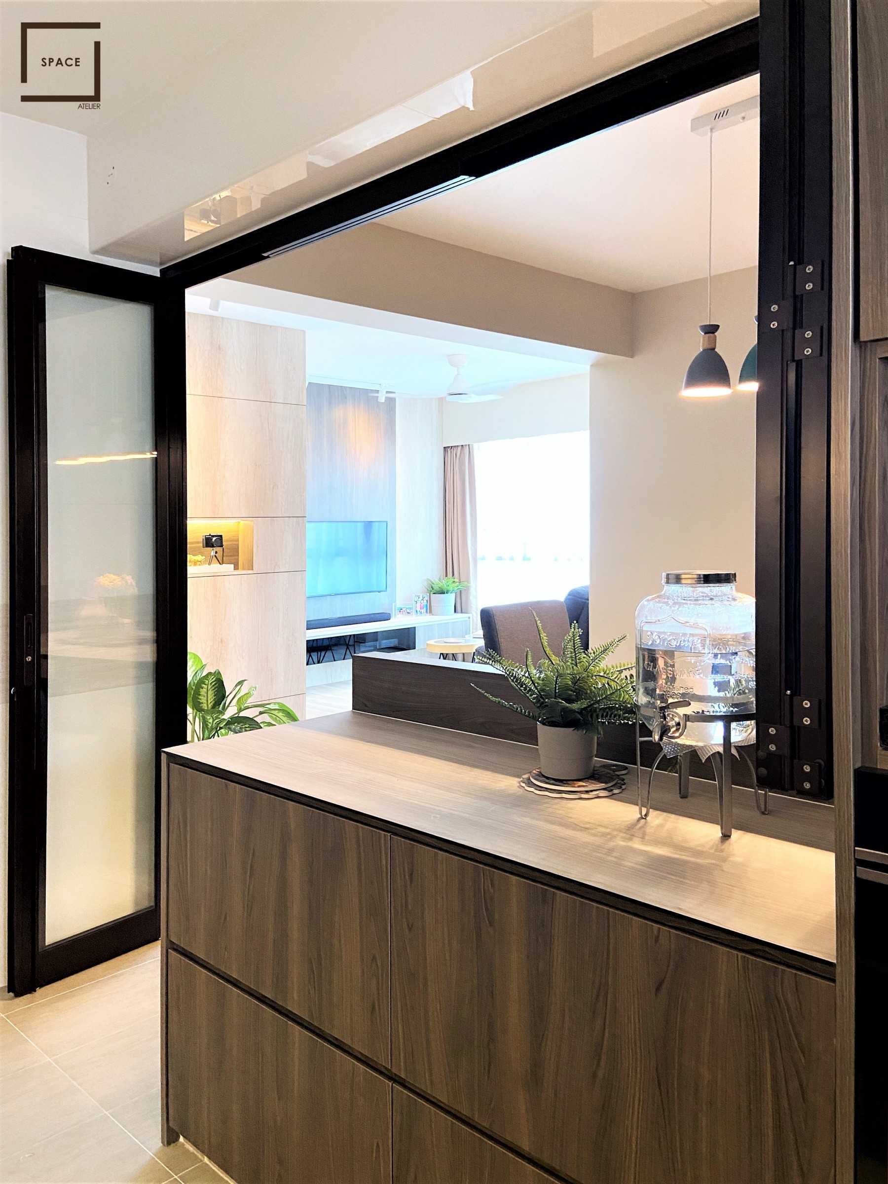 Contemporary Kitchen with Cupboard and Open Kitchen