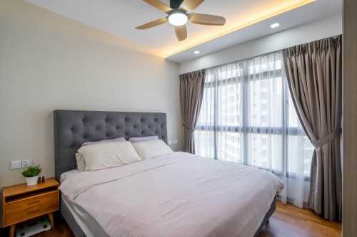 Contemporary Bedroom at Yishun | Adora Green