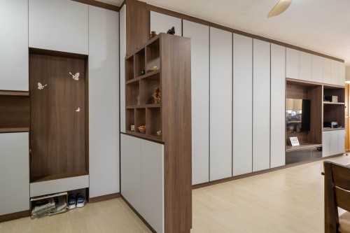 Contemporary Living Room at 774 Bedok Reservoir