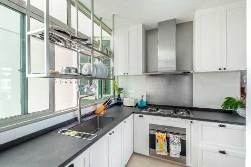 Modern Kitchen at Glentrees (Kitchen)