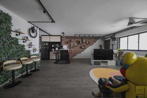 Industrial Living Room at RESALE 4 ROOM HDB @ TAMPINES