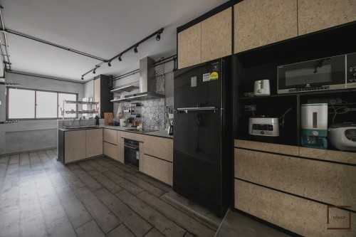 Industrial Kitchen at RESALE 4 ROOM HDB @ TAMPINES