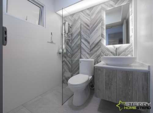 Industrial Bathroom at 26D Jalan Membina