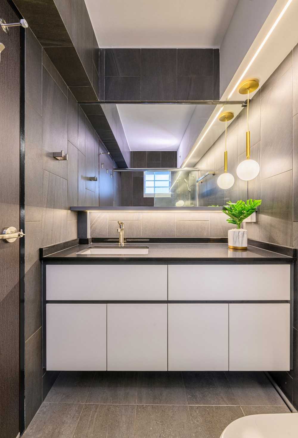 5rm HDB Apartment at Edgefield Plains