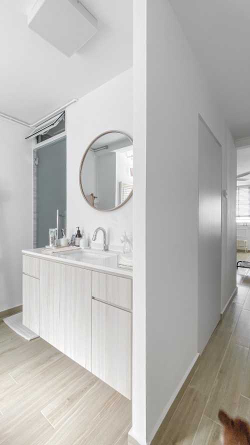 Minimalist Hallway at 22 Balam Road