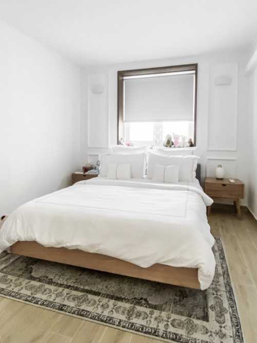 Minimalist Bedroom at 22 Balam Road