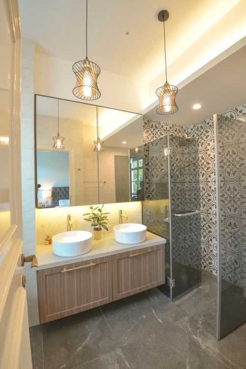 Modern Bathroom at Landed House - 63 kew crescent