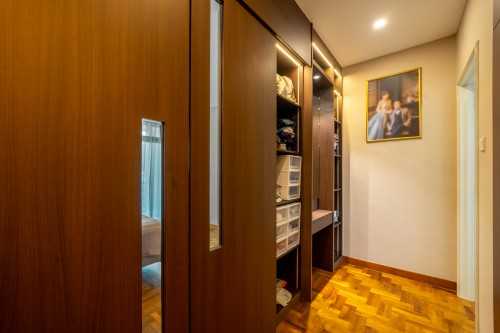 Modern Bedroom at Bukit Batok | Hume Park II