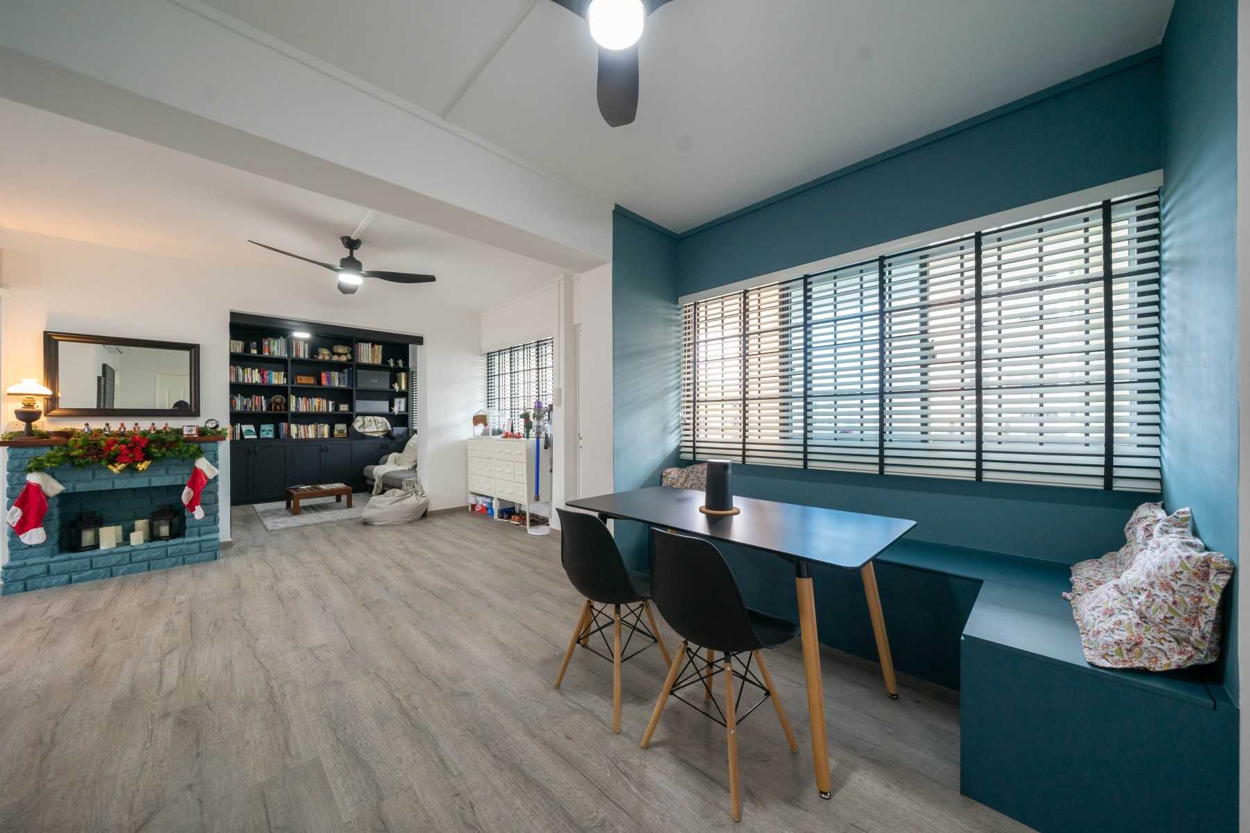 Country Dining Room with Dining Table and Dining Chairs