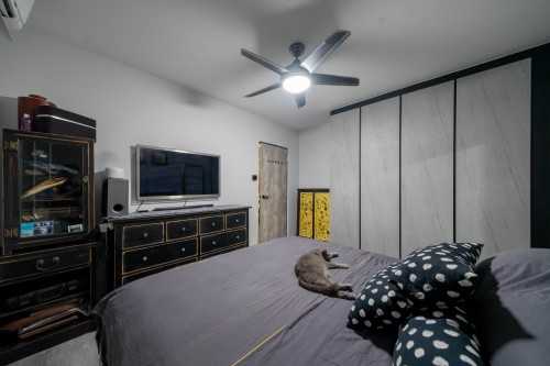 Vintage Bedroom at Bukit Panjang | 250 Bangkit Road