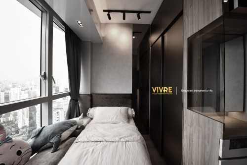 Modern Bedroom at Queens Peak Condominium