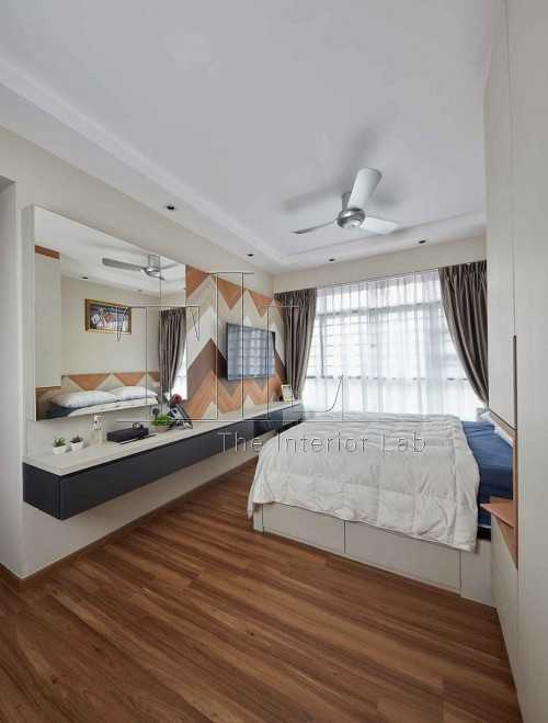 Contemporary Bedroom at Ghim Moh Valley