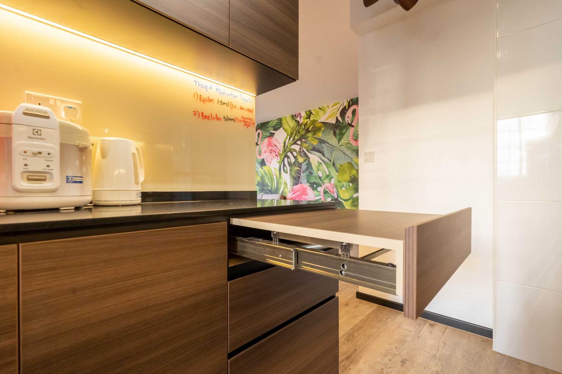 Contemporary Kitchen with Countertop and Vinyl Flooring
