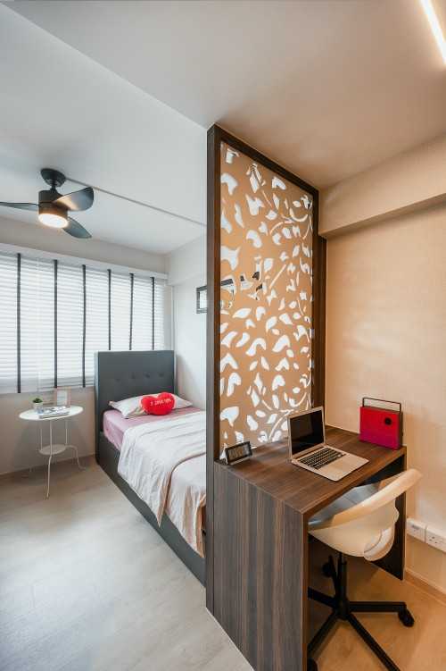 Contemporary Bedroom at Yishun