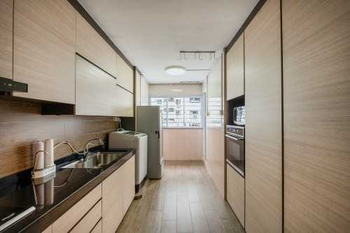 Contemporary Kitchen at Yishun