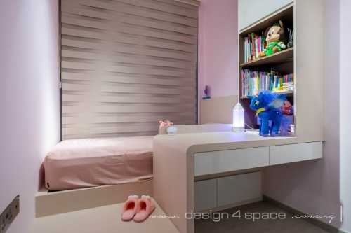 Contemporary Bedroom at Sengkang | Le Fiesta