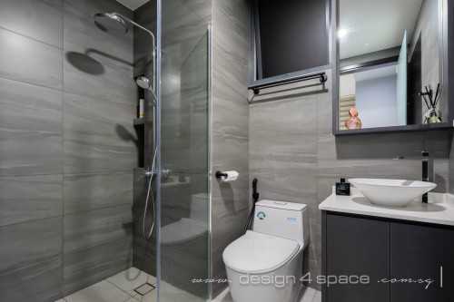 Contemporary Bathroom at Sengkang | Le Fiesta