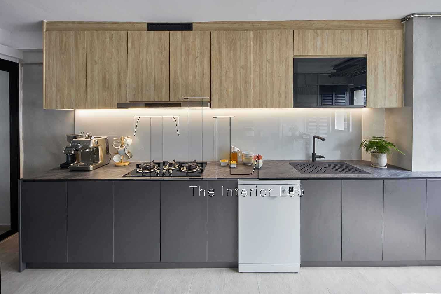 Contemporary Kitchen with Countertop and Homogeneous Tiles
