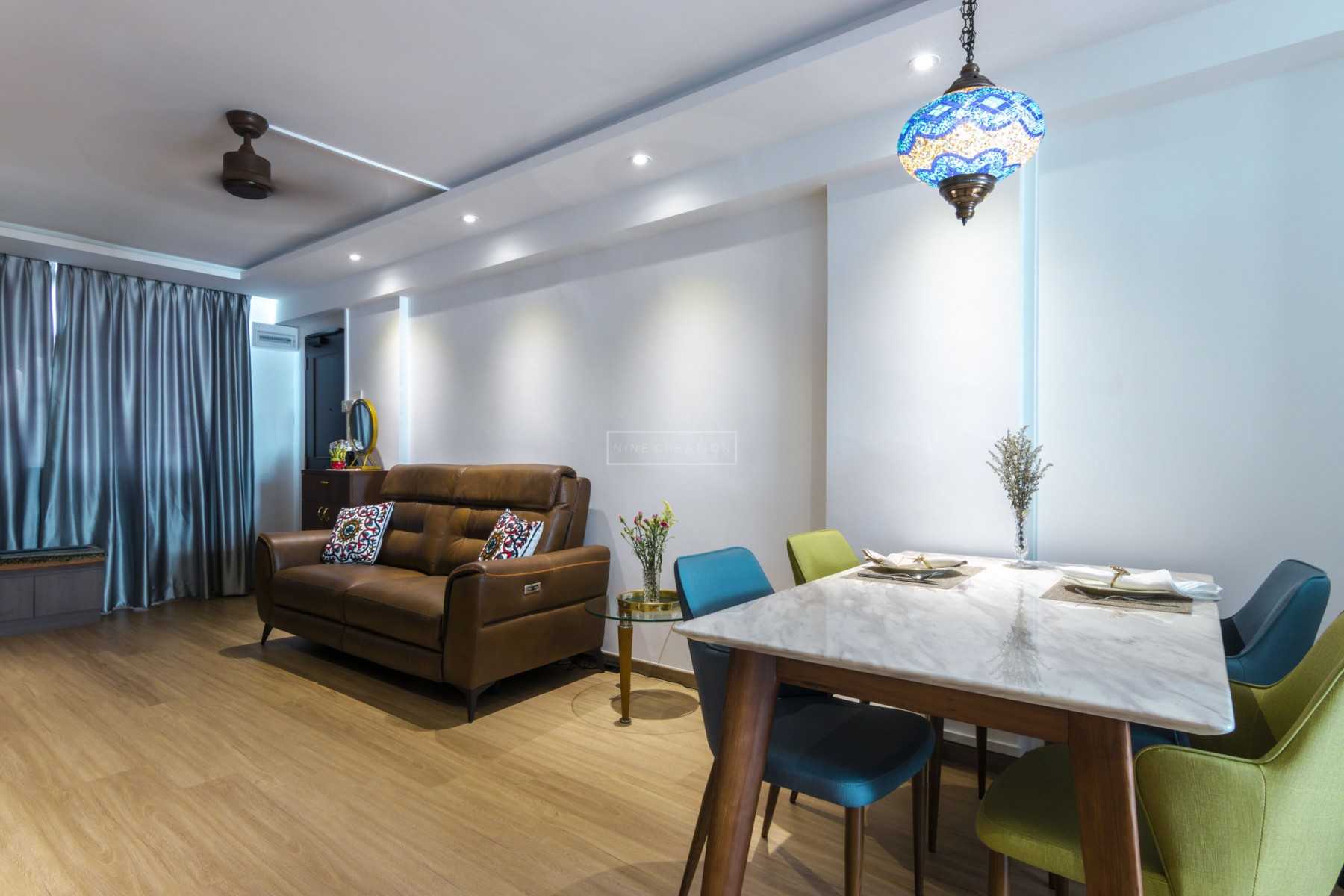 Vintage Dining Room with Cove Lighting and Dining Table