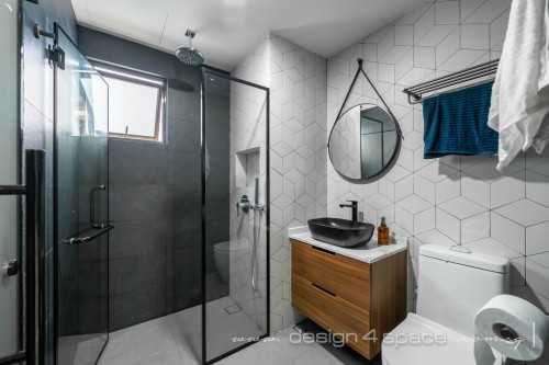 Contemporary Bathroom at Yio Chu Kang | Grande Vista