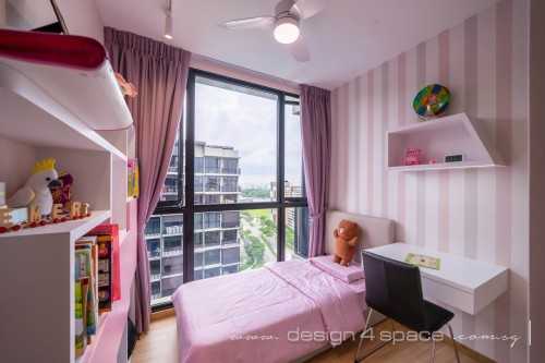 Contemporary Bedroom at Bukit Batok | Le Quest