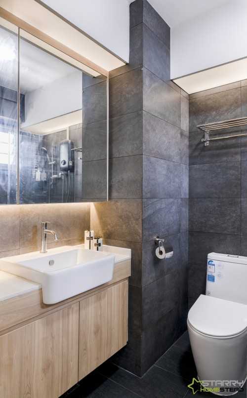 Scandinavian Bathroom at 28 Ghim Moh Link