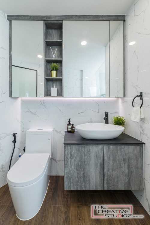 Scandinavian Bathroom at Gloucester Mansions