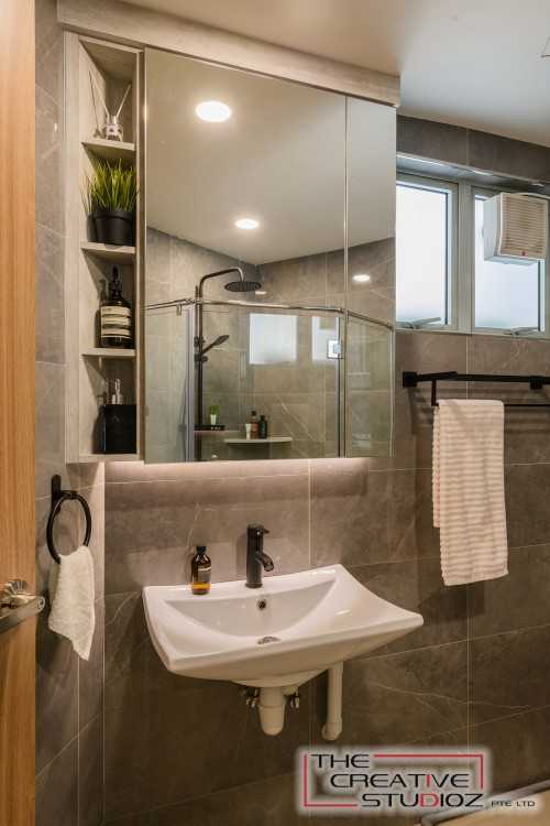 Scandinavian Bathroom at Gloucester Mansions