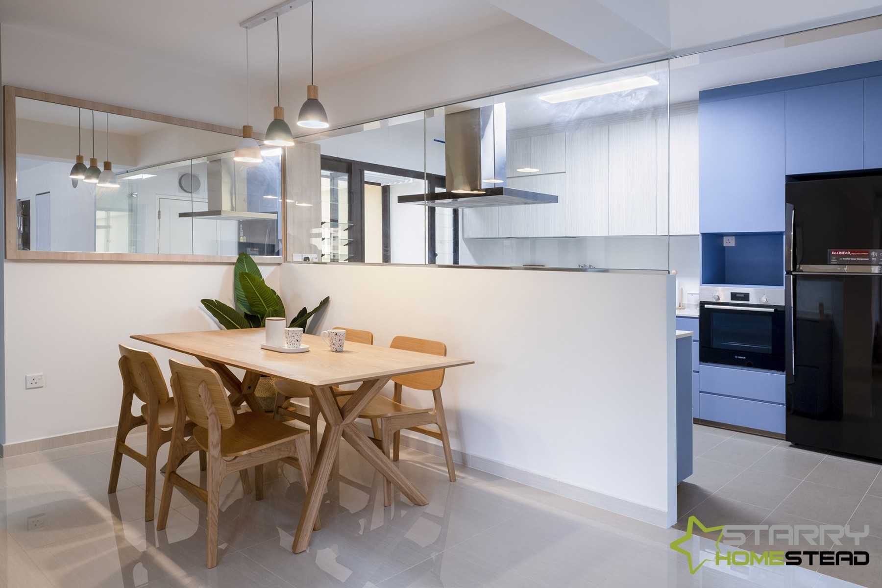 Scandinavian Dining Room with Dining Table and Dining Chairs