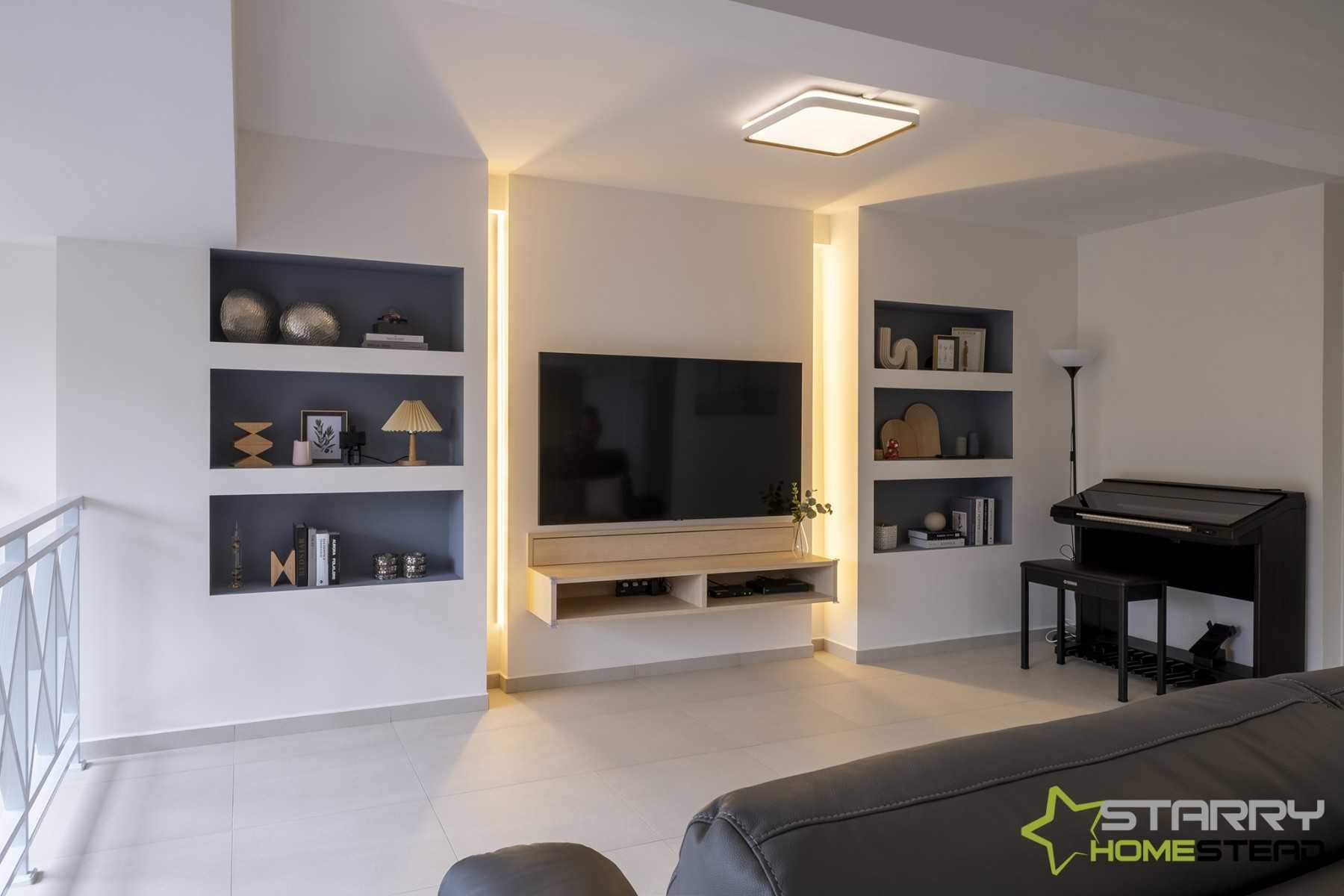 Modern Living Room with Sofa and TV