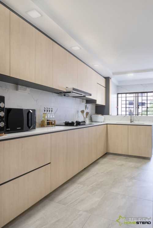 Modern Kitchen at 107 Jurong East St 13