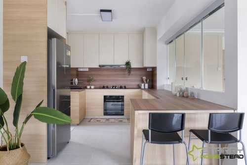 Scandinavian Kitchen at 701 Woodlands Drive 40