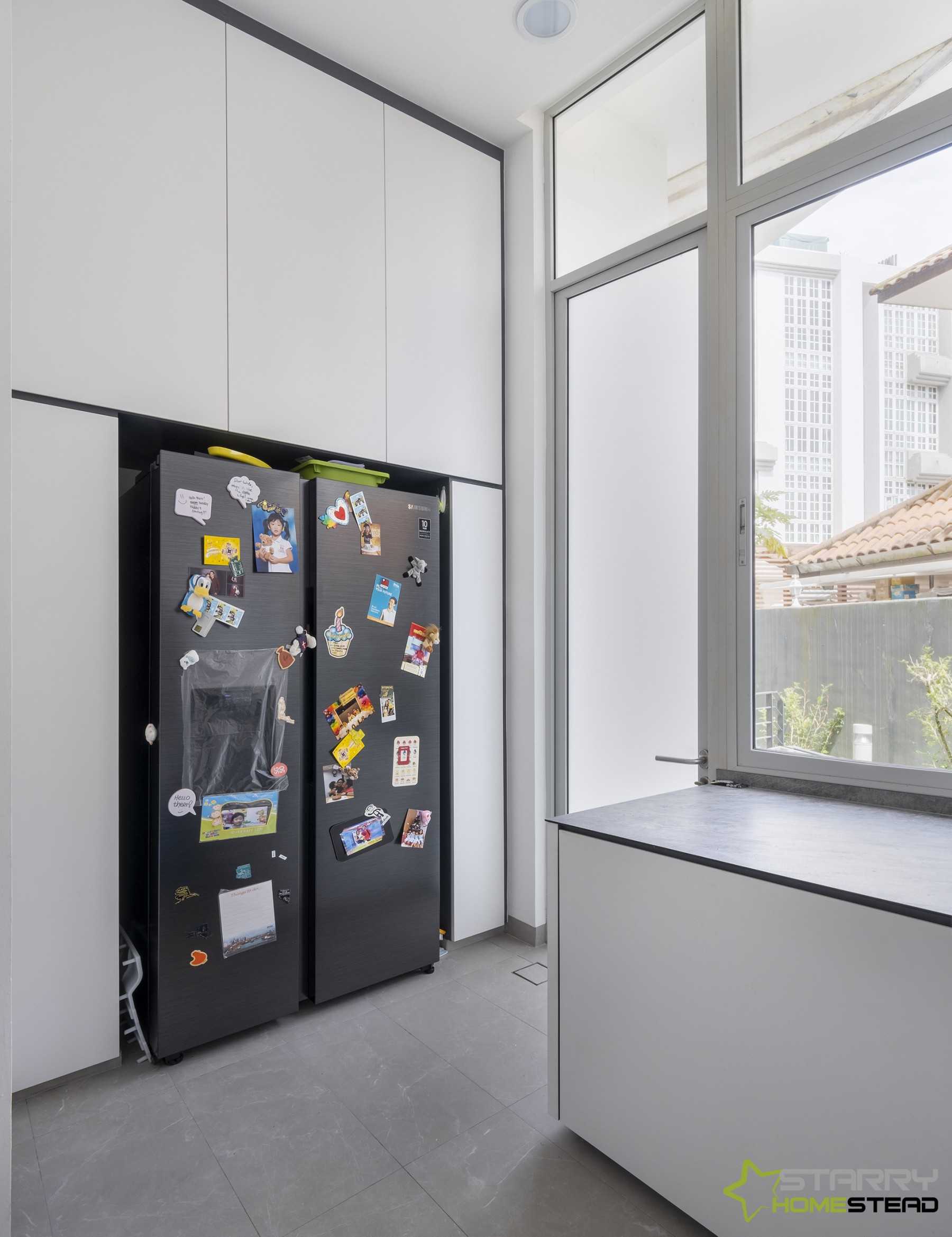 Modern Kitchen with Kitchen Cabinets and Refrigerator