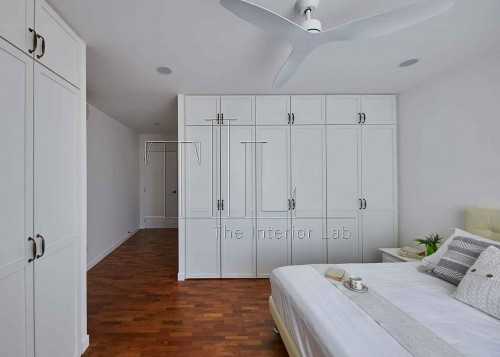 Minimalist Bedroom at Parbury Hill