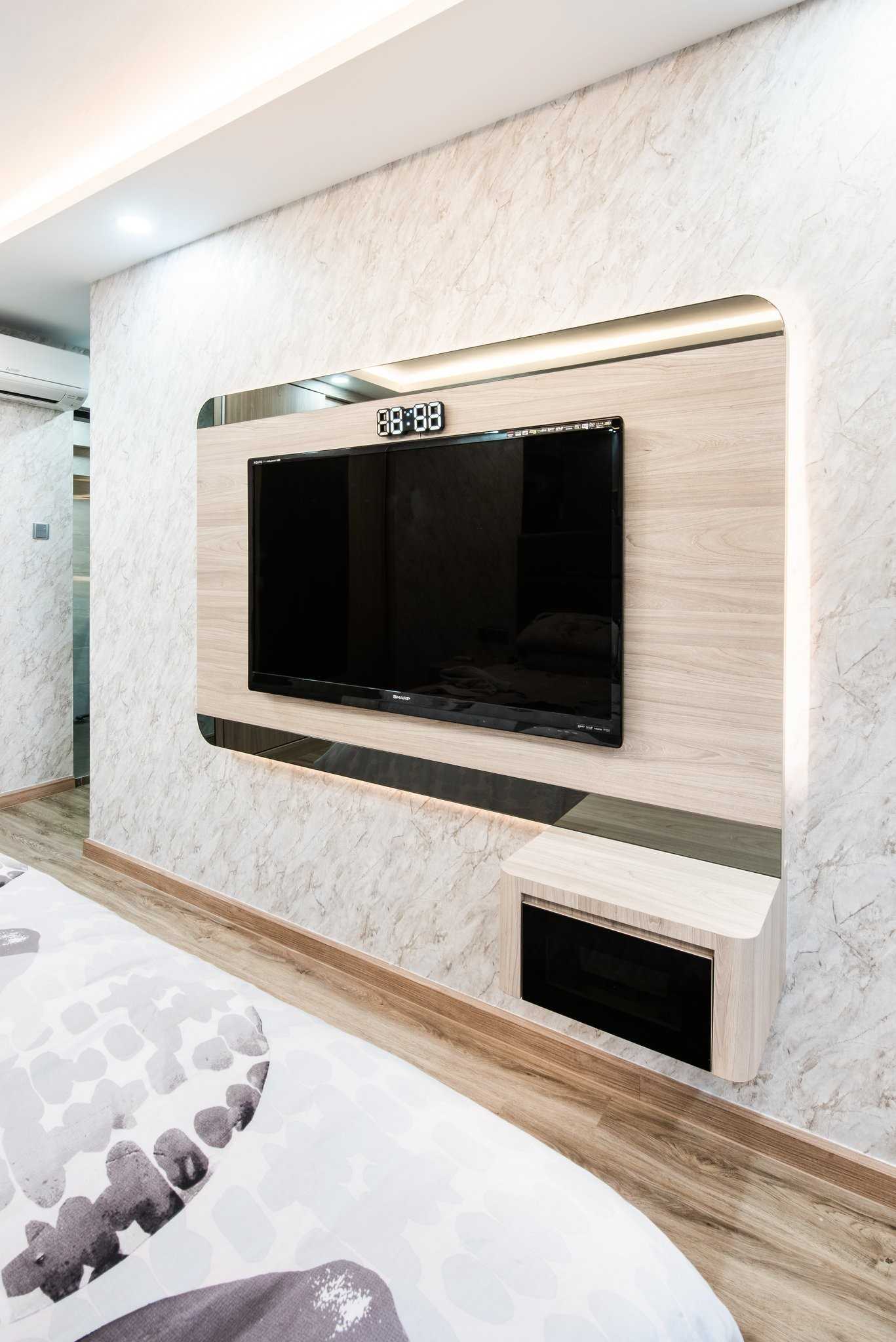 Contemporary Bedroom with Platform Bed and Vinyl Flooring