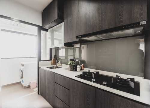 Minimalist Kitchen at tampines 606a st 61