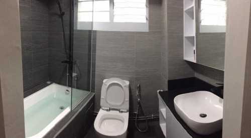 Modern Bathroom at Woodland cresent blk 772