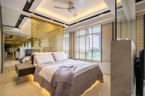 Modern Bedroom at Northshore II