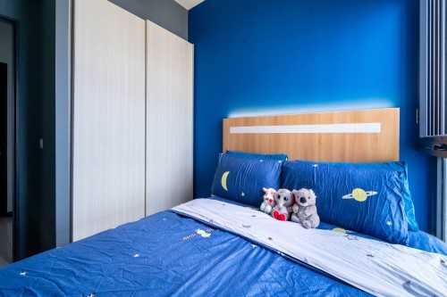 Modern Bedroom at Toa Payoh | Gem Residence