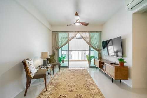 Minimalist Living Room at Hougang | 475a upper Serangoon