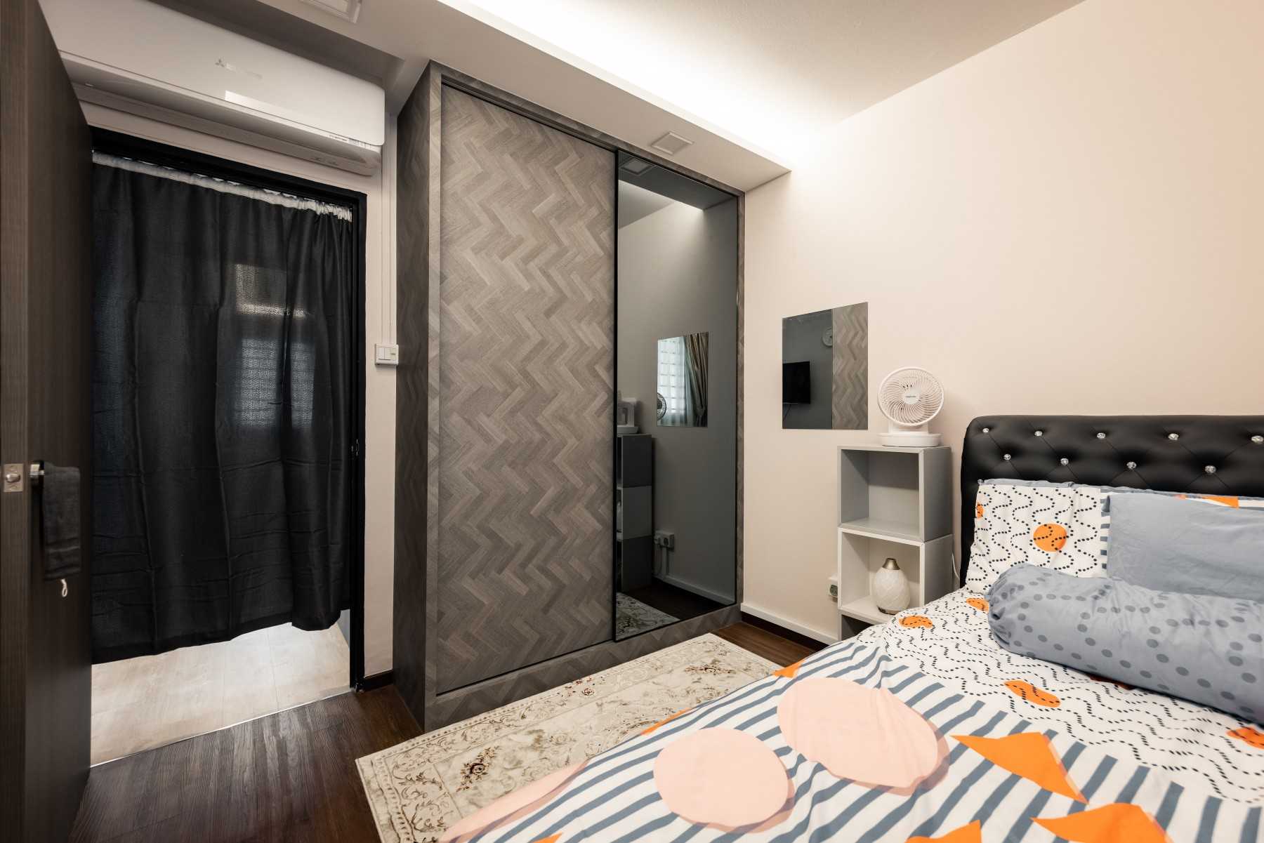 Scandinavian Living Room with Vinyl Flooring and Mirror