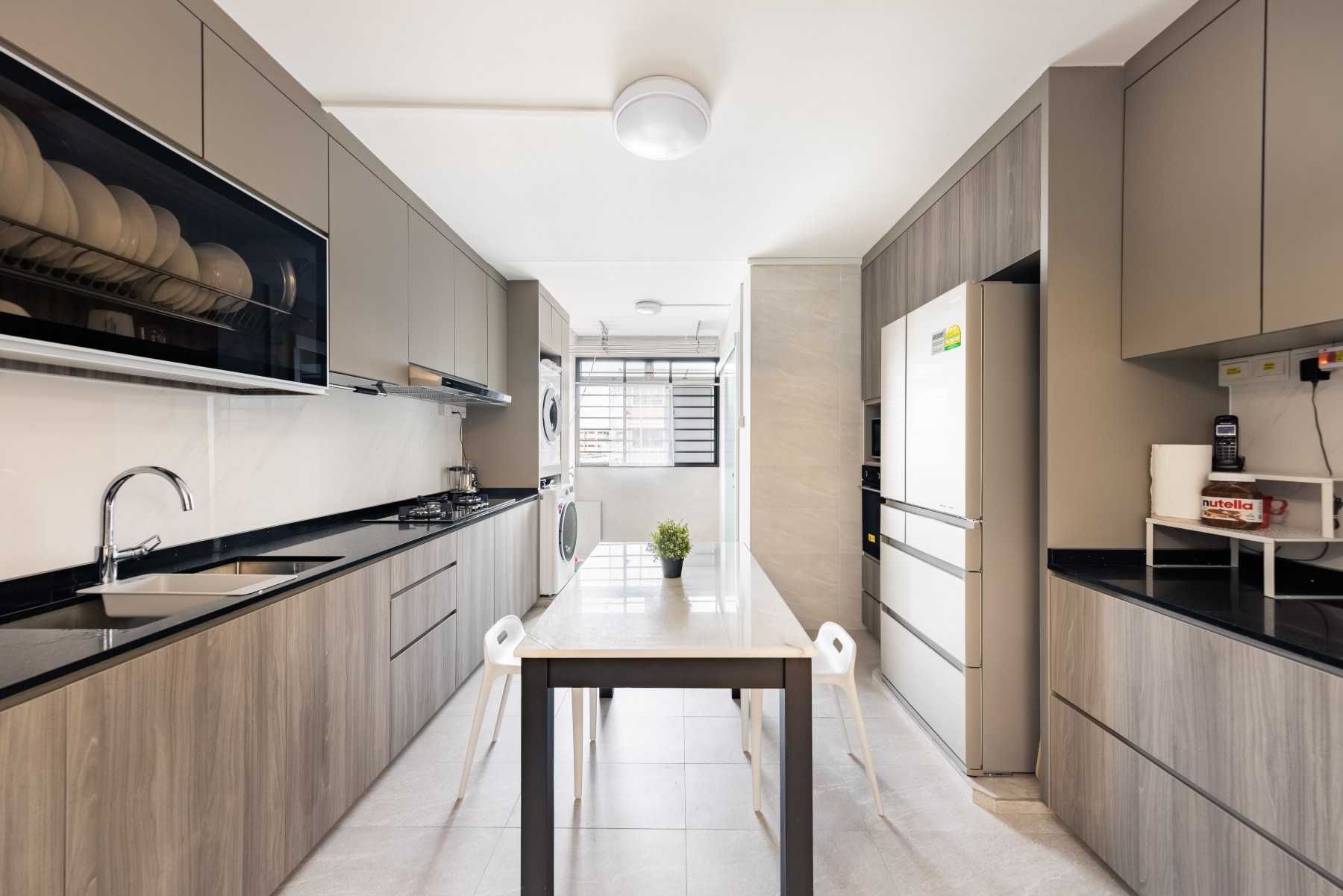 Scandinavian Kitchen with Countertop and Homogeneous Tiles