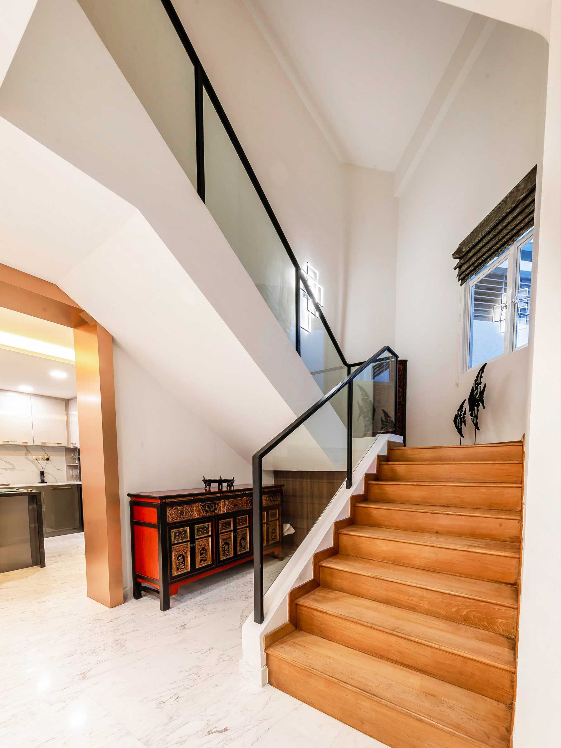 Modern Hallway with Marble Floor and Wood Flooring