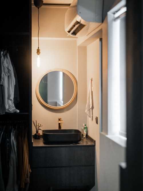 Industrial Walk-in Wardrobe at Cambridge Road