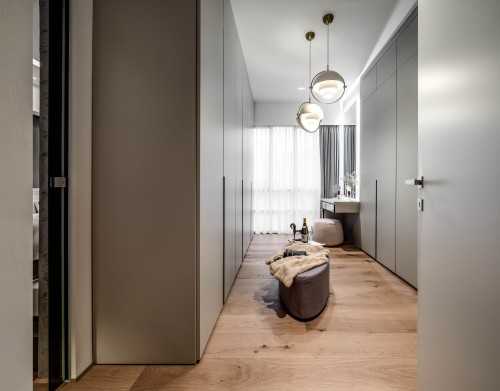 Minimalist Bedroom at River Valley Road, Singapore