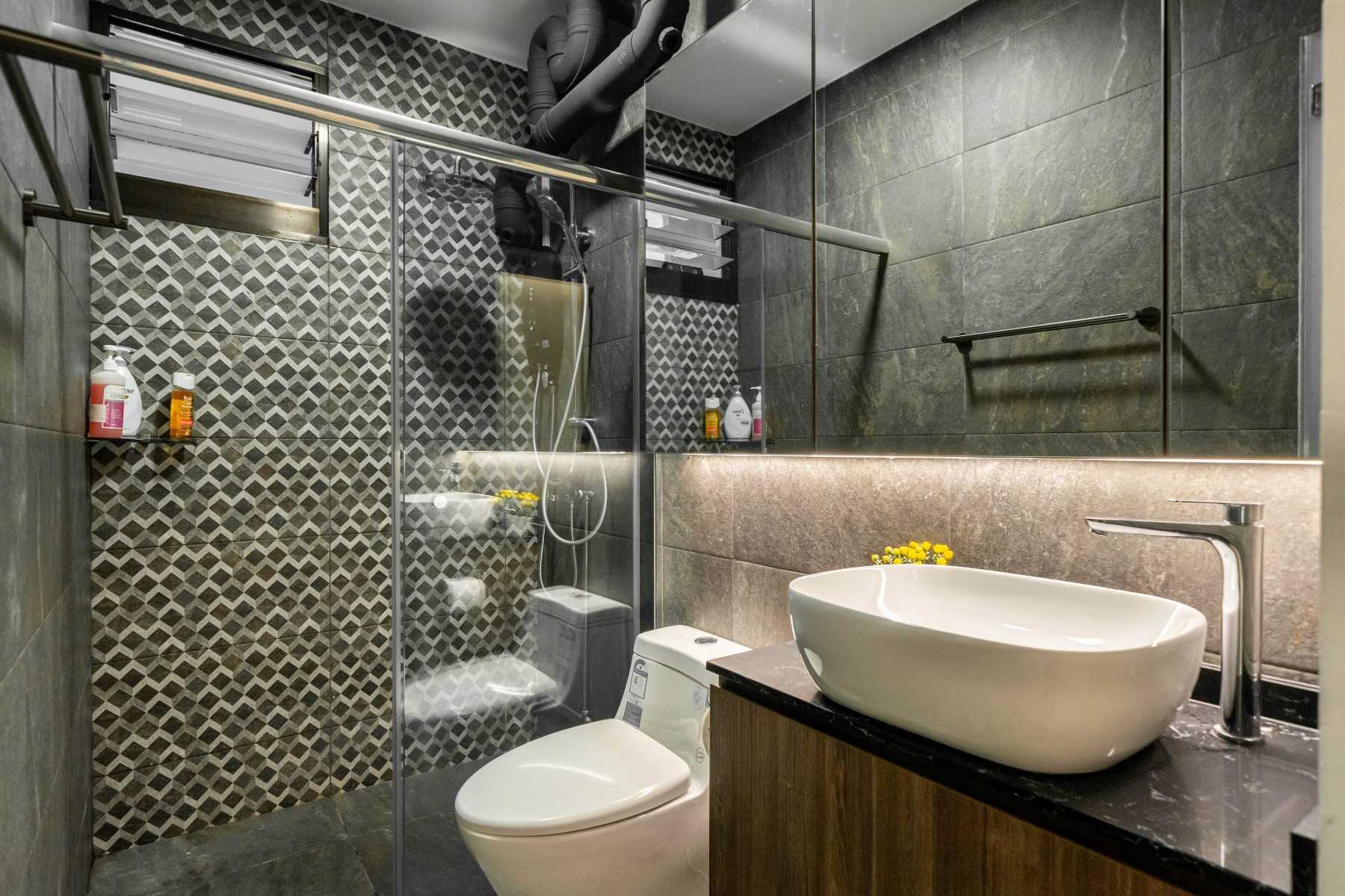 Contemporary Bathroom with Mirror and Shower Screen