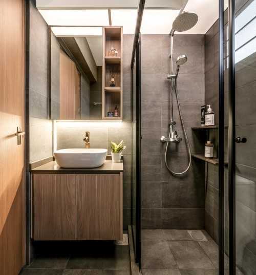 Modern Bathroom at Canberra Street, Singapore