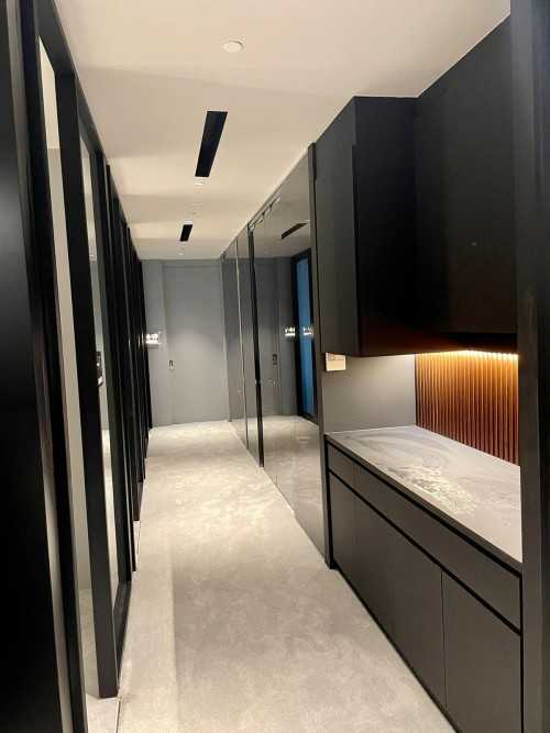 Modern Pantry at Lloyds X Crucial