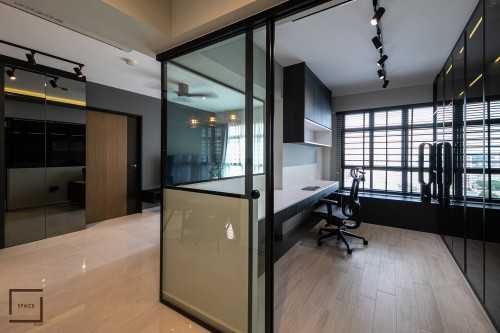 Modern Home Office at 4-ROOM HDB @ STRATHMORE AVE